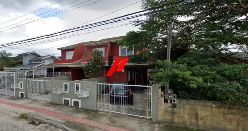 Casa de 2 dormitorios a venda Morro das Pedras Florianopolis