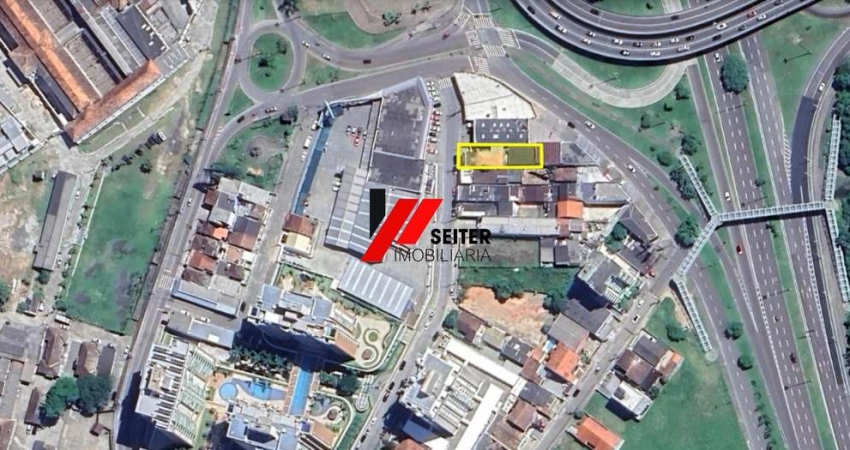 Terreno Comercial de 360m² à Venda na Trindade, Florianópolis-SC: Oportunidade Imperdível!