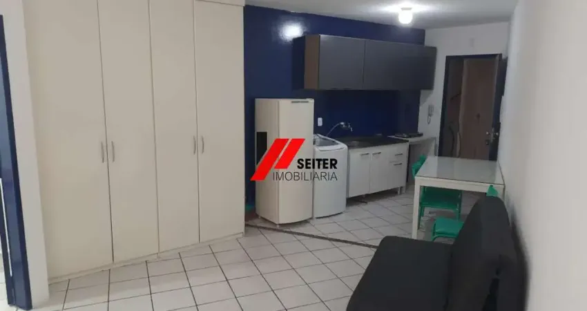 Apartamento com 1 quarto para alugar na Rua Douglas Seabra Levier, 61, Carvoeira, Florianópolis