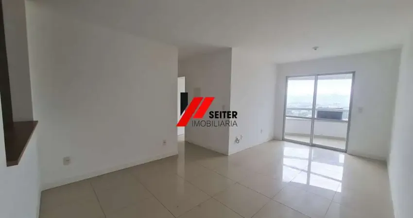 Apartamento de 3 dormitorios com suite a venda Pantanal proximo da Ufsc