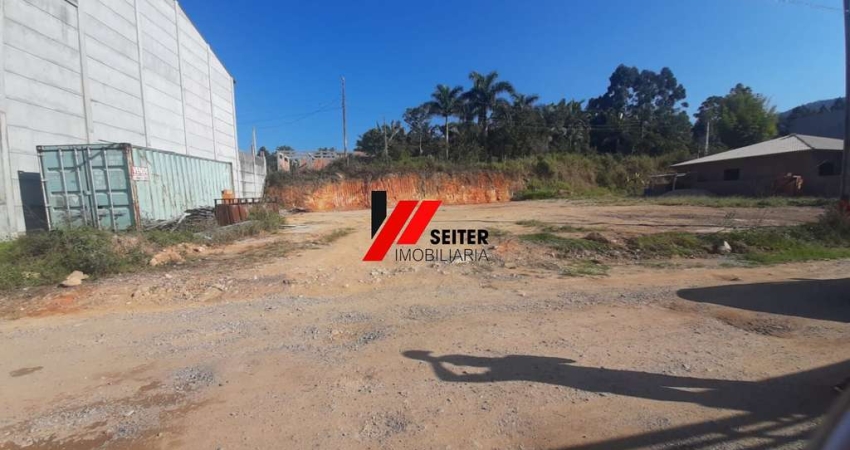 Terreno plano 611 m² em Bela Vista, Palhoça à venda, ideal para galpão ou kitnets