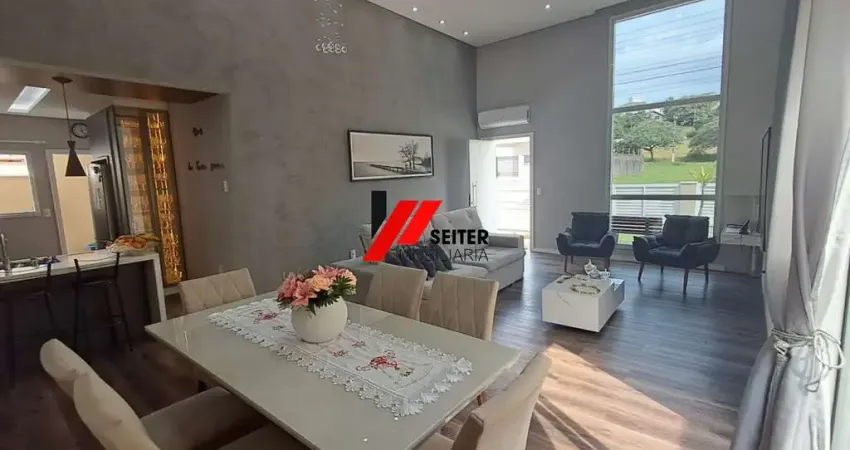 Casa à venda com 3 quartos, com suíte, closet e área de lazer completa