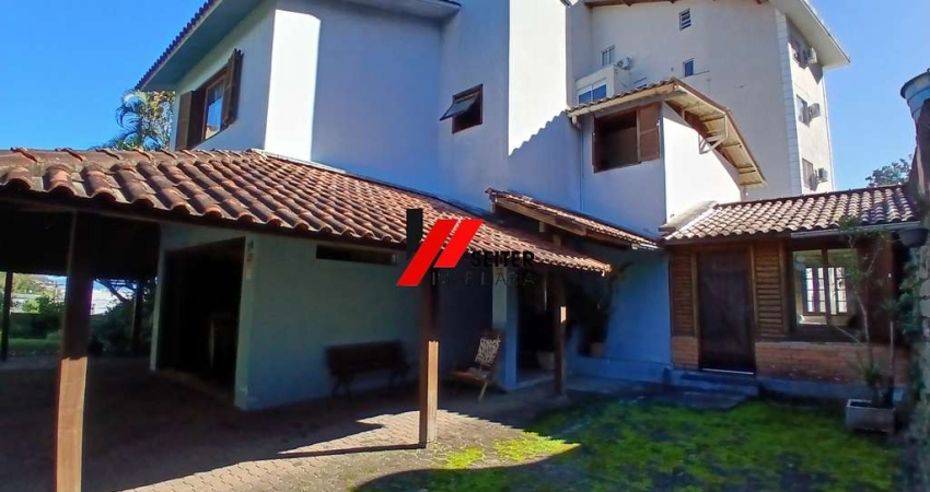 Casa a venda saco grande com 3 dormitórios terreno de 720 metros proximo SC 401 e Floripa Shopping