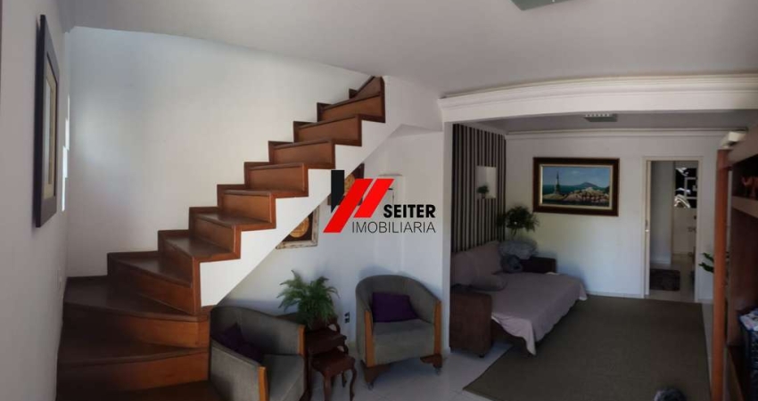Casa moderna com 3 pavimentos, terraço e suíte térrea ? Vargem do Bom Jesus