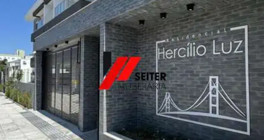 Apartamento à venda mobiliado com 63,75m² 2 dormitórios localizado nos ingleses