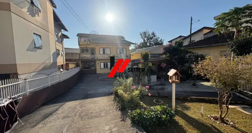 Casa com 6 quartos à venda no Centro, Florianópolis 