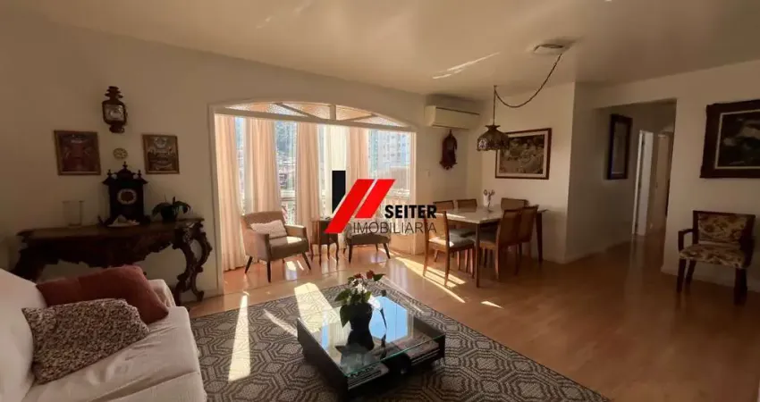 Apartamento à venda com 89m²  3 Quartos e 2 banheiros no Itacorubi em Florianópolis