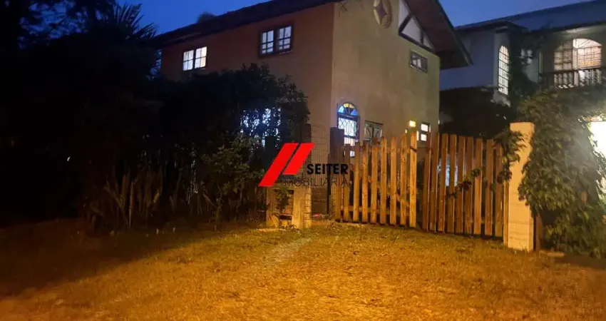 Casa de 02 dormitórios a venda no porto da lagoa condominio