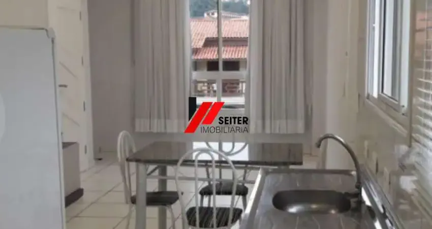 Prédio com 6 salas à venda na Trindade, Florianópolis 