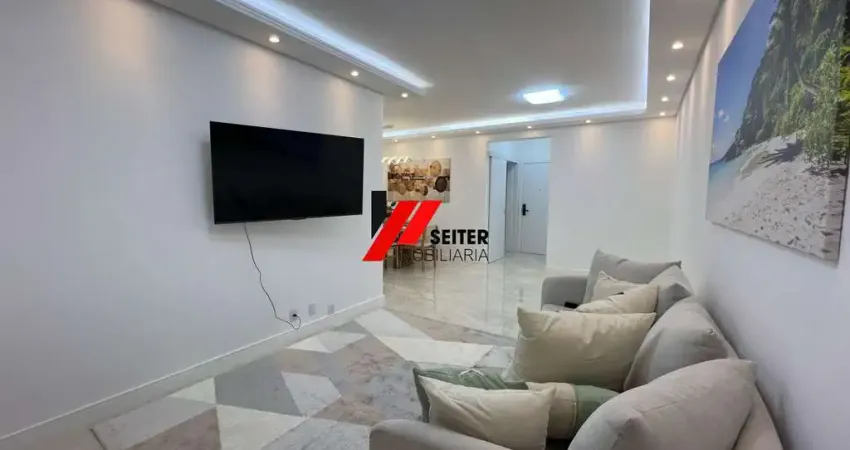 Apartamento com 3 quartos para alugar no Centro, Florianópolis 