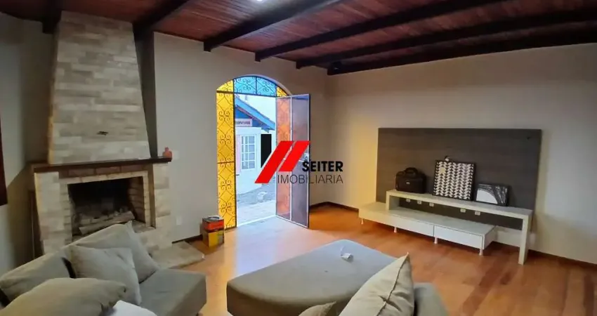 Casa com 5 quartos à venda na Agronômica, Florianópolis 