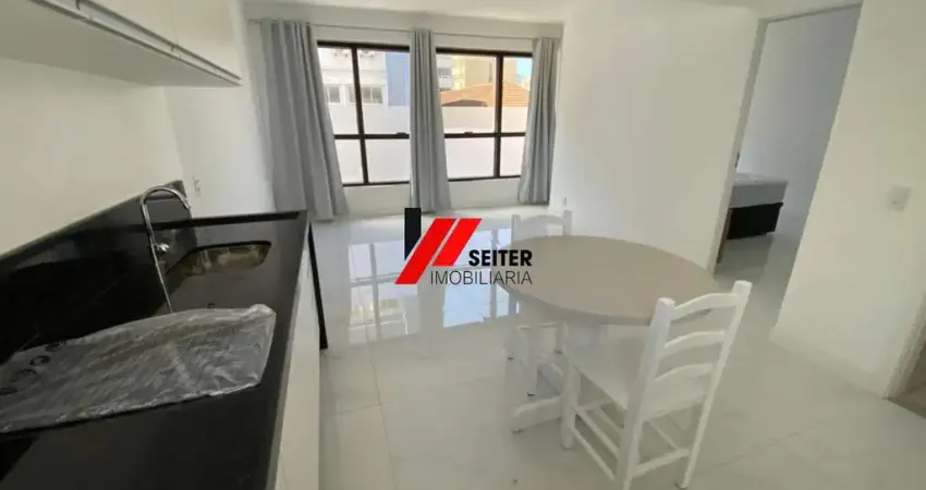 Apartamento com 1 quarto para alugar no Centro, Florianópolis