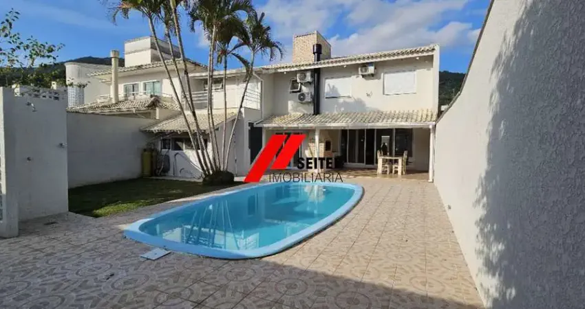 Casa para alugar no itacorubi 3 quartos churrasqueira e piscina