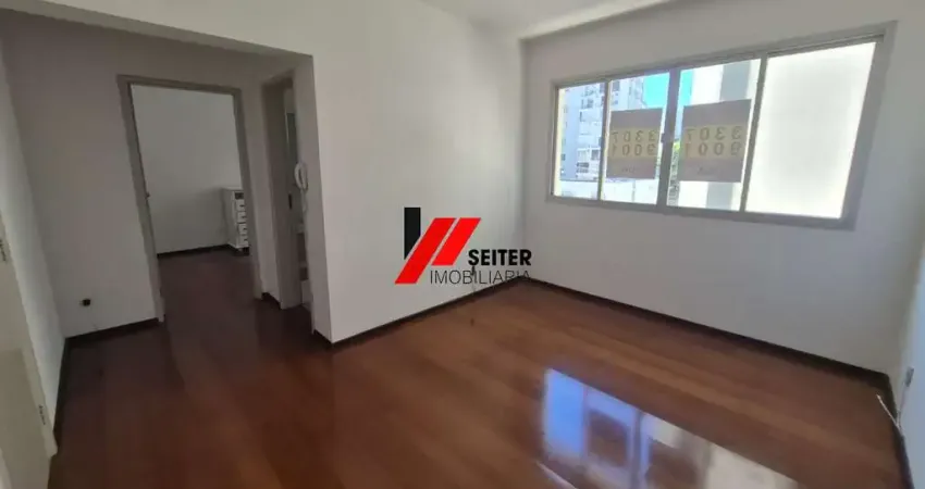 Apartamento com 1 quarto para alugar no Centro, Florianópolis