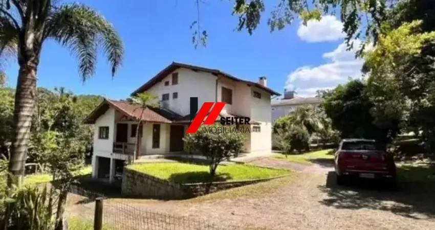 Casa com 3 quartos para alugar no Santo Antônio de Lisboa, Florianópolis