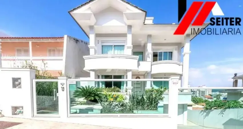 Casa de alto padrão à venda no bairro Itaguaçu em Florianópolis