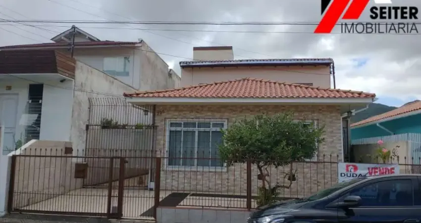 Casa a venda no bairro Saco dos Limões Florianópolis