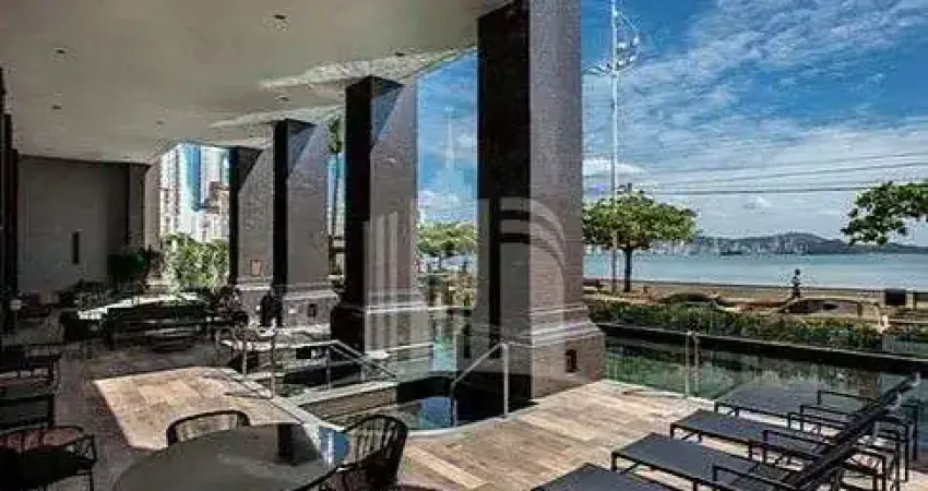 Apartamento andar alto no edifício baturité lounge house em balneário camboriú