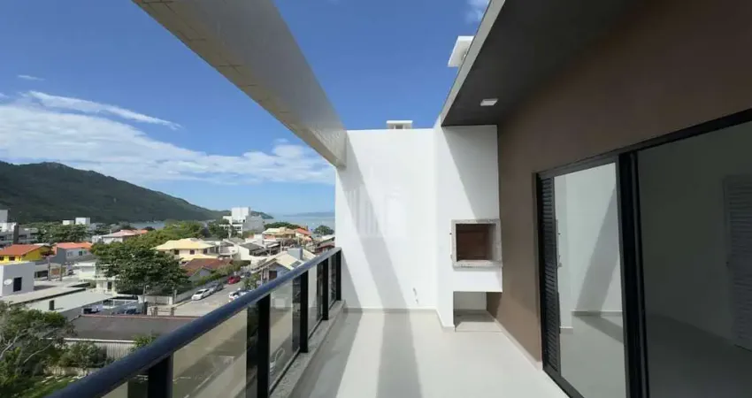 Cobertura Duplex de 3 suítes em Bombinhas, com ampla vista mar de Quatro Ilhas e Canto Grande.