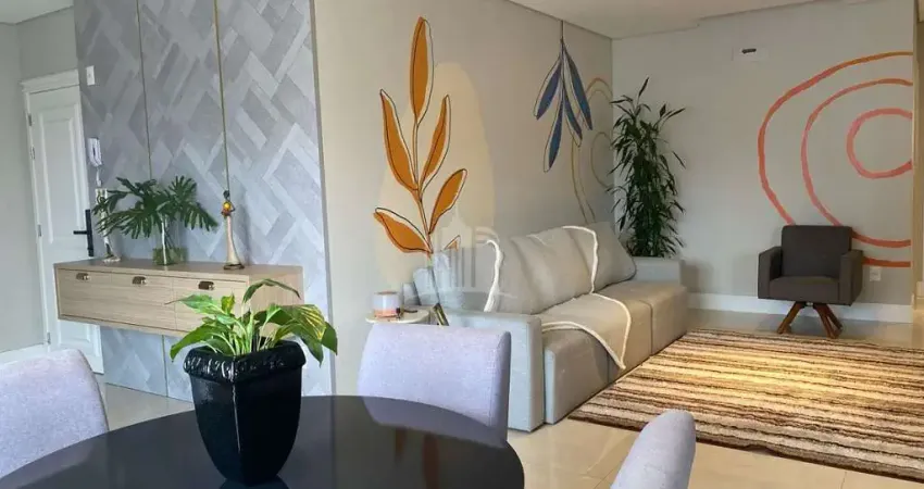 Apartamento Mobiliado com 04 quartos em Balneário Camboriú.