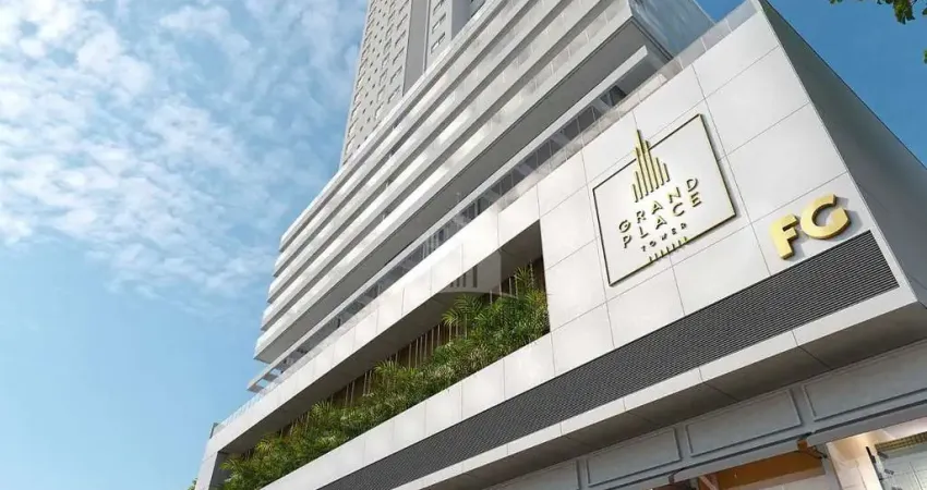 Apartamento no Ed. Grand Place no Centro de Balneário Camboriú