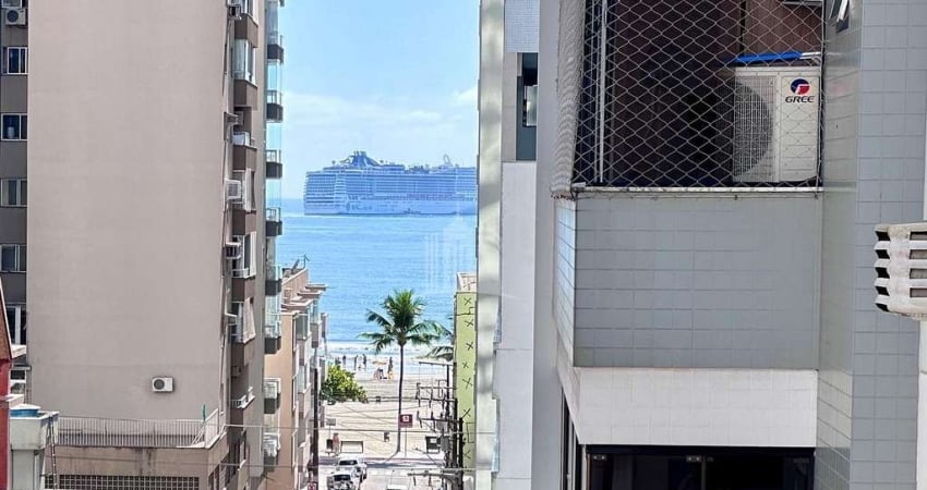 Prédio a venda a 200 metros da praia Central de Balneário Camboriú