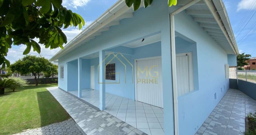 Casa em amplo terreno à venda nos Ingleses