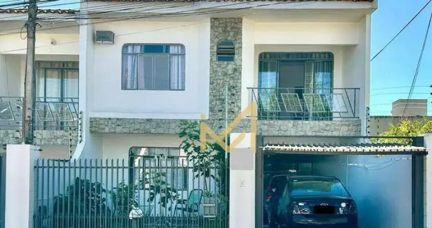 Sobrado com 3 dormitórios à venda, 130,50m² por R$ 750.000 - Parque São Paulo - Cascavel/PR