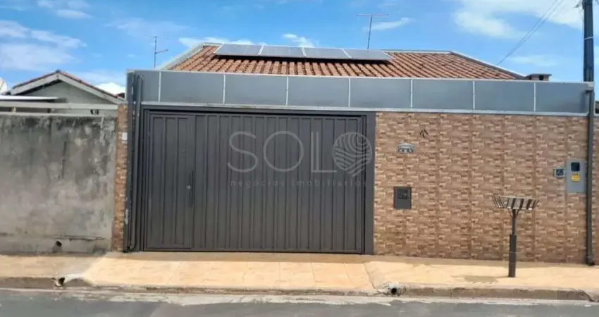 Casa com 3 quartos à venda no Conjunto Habitacional Victório de Santi, Araraquara 