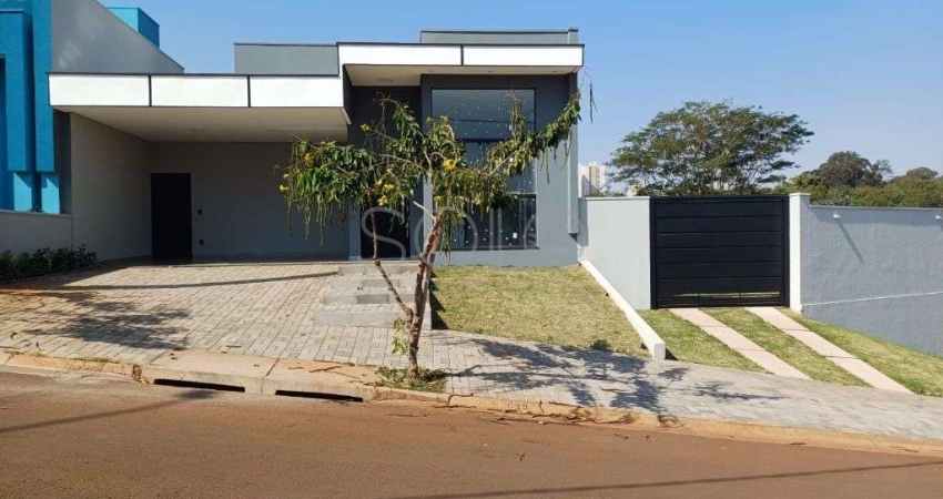 CASA NOVA NO TIVOLI, com 3 dormitorios com armarios planejados, 1 suite com closet, cozinha integrada a sala com armarios planejados, ar condicionado, area de lazer com churrasqueira e quintal gramado