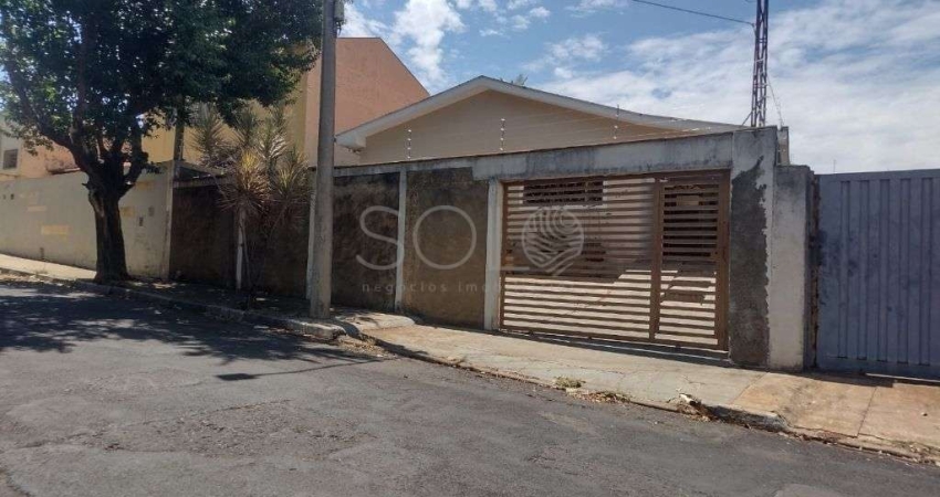 Casa com piscina na Vila Jose Bonifacio