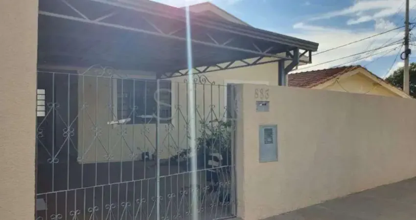 Casa com 3 quartos para alugar na Vila Yamada, Araraquara