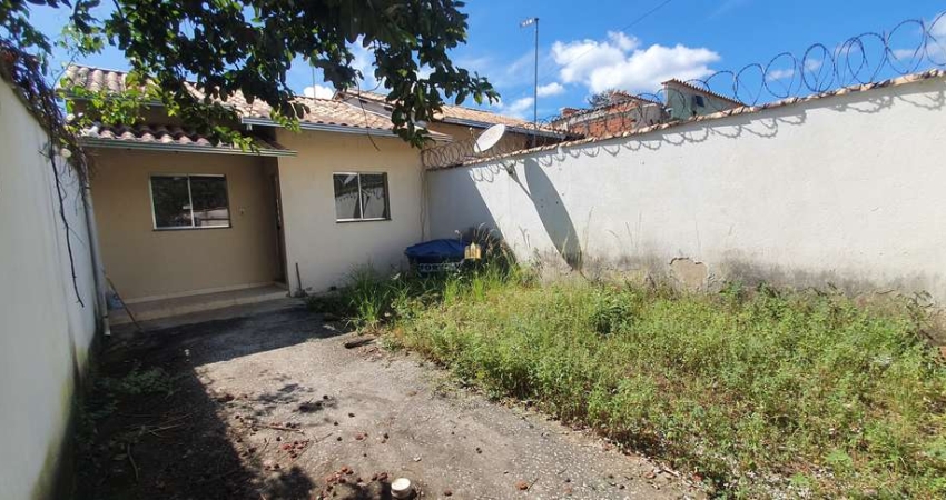 Imperdível! Casa à venda em Esmeraldas-MG, Dumaville: 2 quartos, 1 sala, 1 banheiro, 2 vagas, 60m². Aproveite!