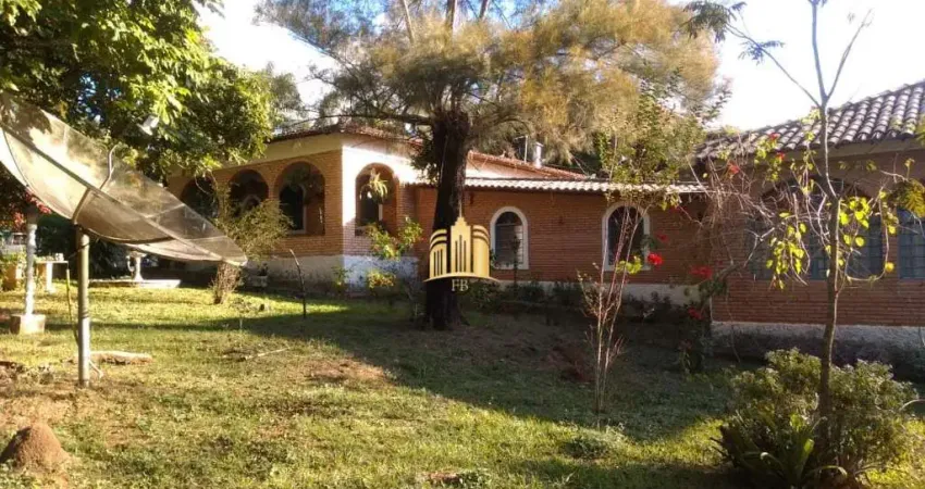 Oportunidade única: Sitio comercial com 5 quartos e 5.000m² em Condomínio Quintas das Esmeraldas, Esmeraldas-MG.