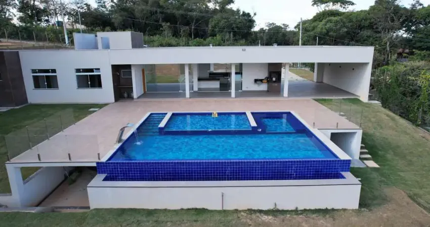 Sítio de Luxo à Venda no Condomínio Nossa Fazenda em Esmeraldas - 5.000m²