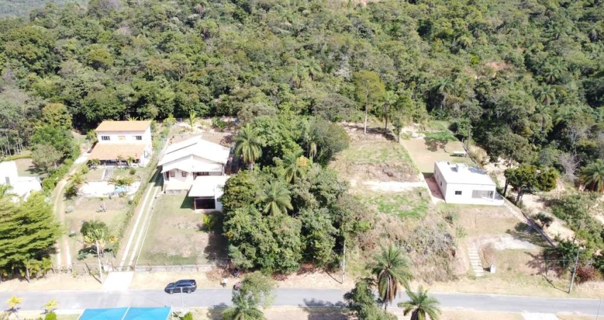 Lote à Venda no Condomínio Solar das Palmeiras em Esmeraldas - 1.201 m² com Vista Deslumbrante