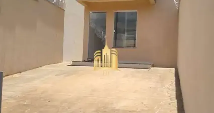 Excelente oportunidade! Casa à venda em Mateus Leme-MG, bairro Vila Suzano, com 2 quartos, 1 sala, 2 banheiros, 2 vagas de garagem e 65,00 m² de área