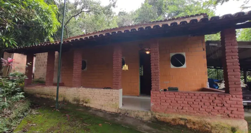 Casa com 2 quartos para alugar na Cidade Jardim, Esmeraldas