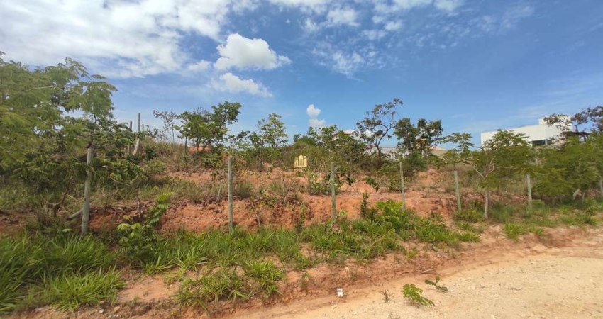 Terreno à venda em Esmeraldas-MG no bairro Fernão Dias com 450,00 m² de área. Aproveite já esta oportunidade!