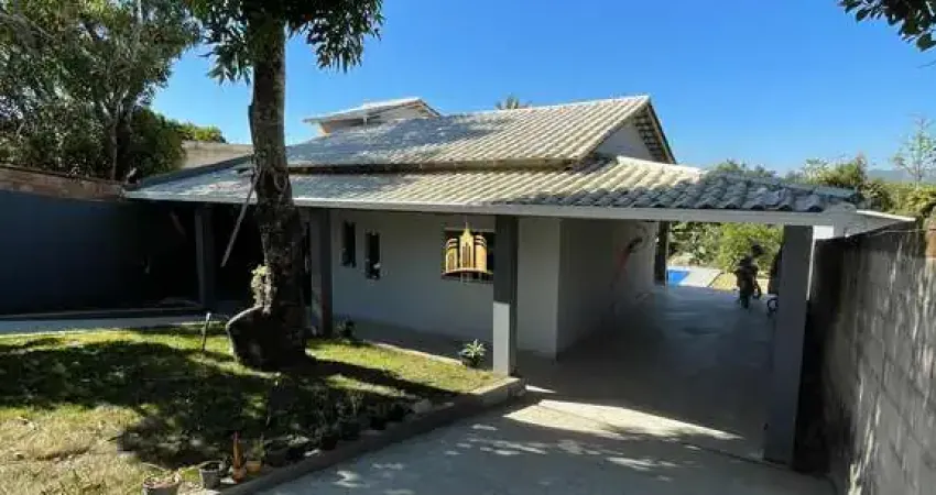 Seu Refúgio de Tranquilidade e Conforto - Sítio à Venda ou Locação em Tropeiros, Esmeraldas