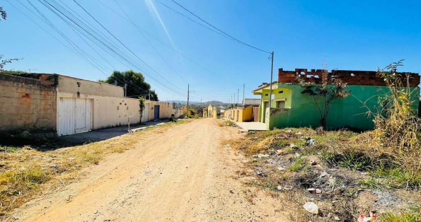 Lote à Venda no Bairro Dumaville, Esmeraldas - 360m² com Escritura e Registro, R$ 55.000
