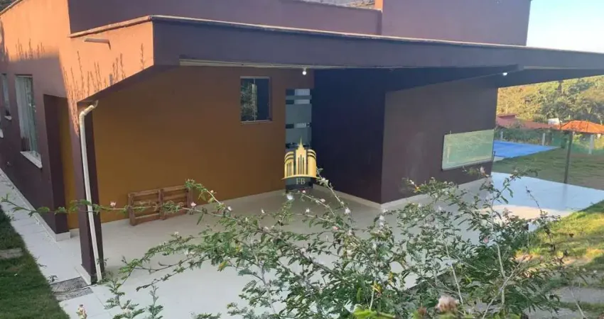 Venda de Sítio no Condomínio Nosso Rancho, Contagem - 2.500m², R$990.000,00