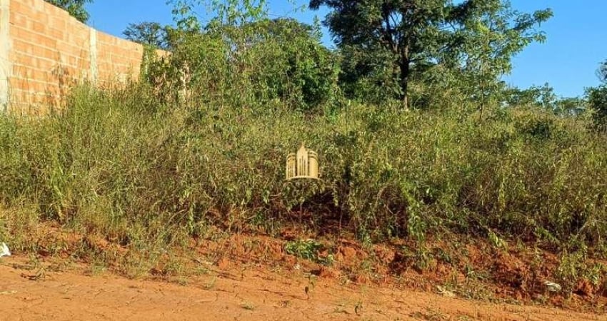Lote à Venda em Juatuba: 360m², Escritura e Registro - R$60.000!
