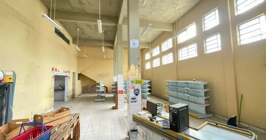 Loja Comercial para Locação: 263m² com Estrutura para Abatedouro em Esmeraldas/MG