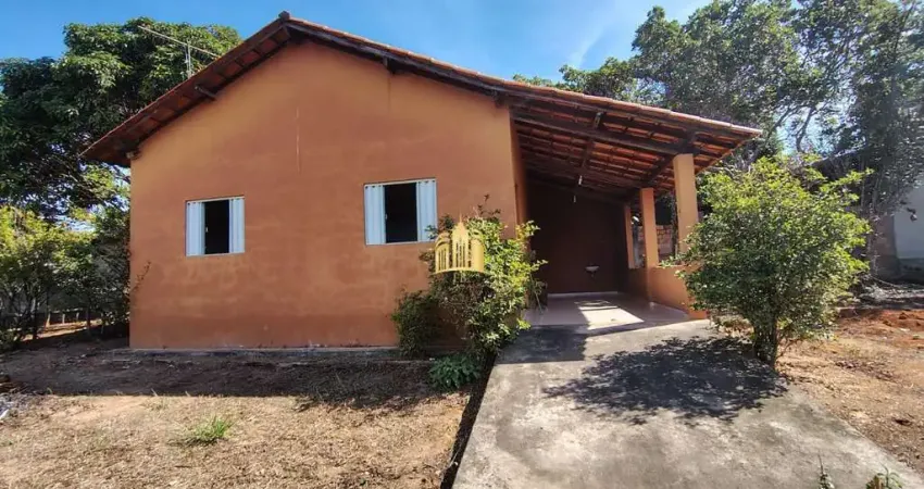 Chácara à Venda em Formigas/Esmeraldas: 2.763m², Pomar e Poço Artesiano