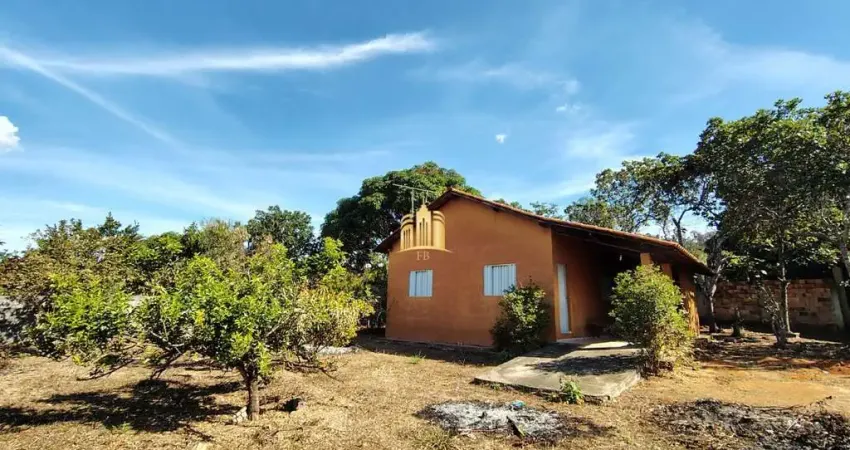 Chácara à venda em pedra verde /esmeraldas: 2.763m², pomar e poço artesiano