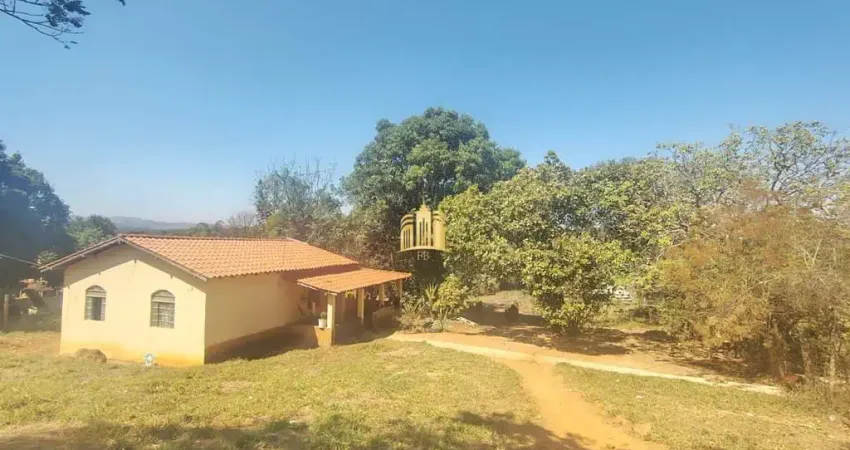 Chácara à venda recreio dos tropeiros esmeraldas ? 2.643m², casa 2 quartos, varanda 'l', água copasa ? r$ 400 mil
