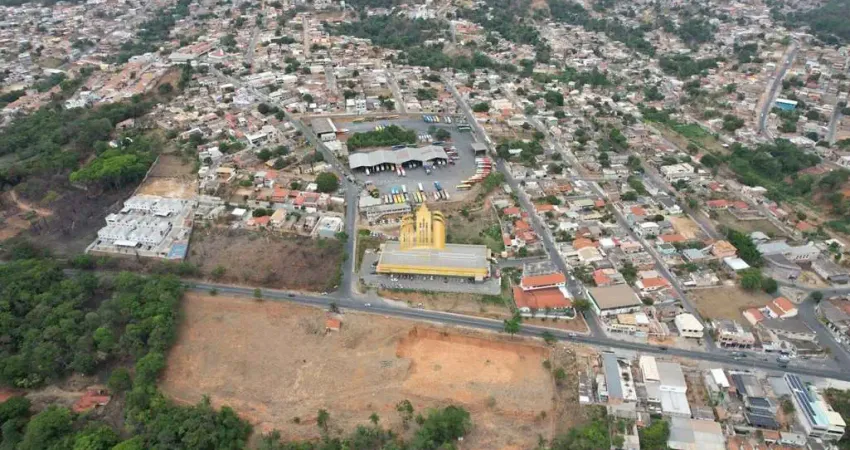 Área 2.000m²  próximo a lmg-080 bairro retiro em esmeraldas/mg