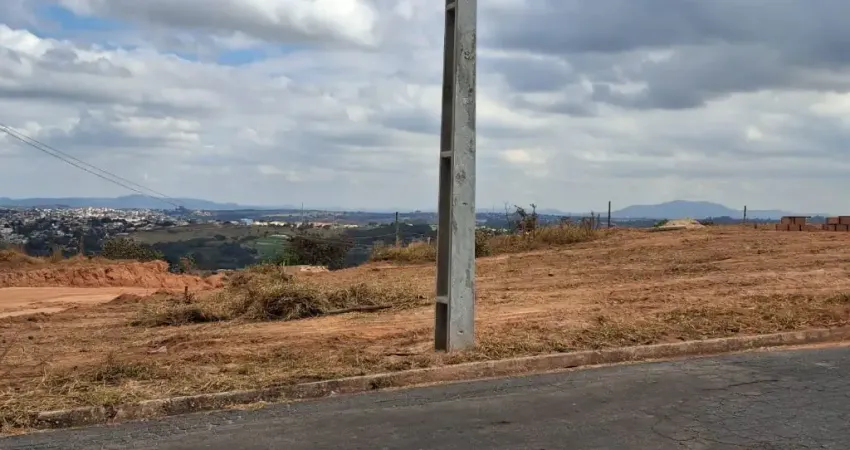 ADQUIRA JÁ O SEU IMÓVEL, AINDA RESTAM POUCAS UNIDADES, VENHA CONFERIR.  VENDE-SE LOTES NO BAIRRO ESTÂNCIA SERRA VERDE.