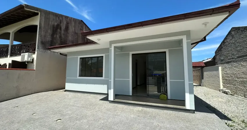 Casa com 2 quartos à venda na Praia de Fora, Palhoça